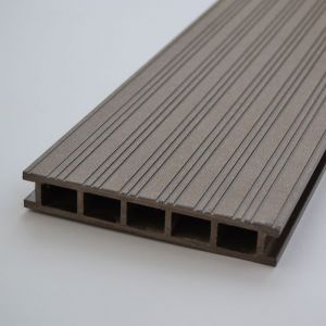 Террасная доска Velvet-Zebra - Венге от производителя Faynag по цене 491 р Террасная доска Velvet-Zebra - Венге от производителя Faynag по цене 491 р