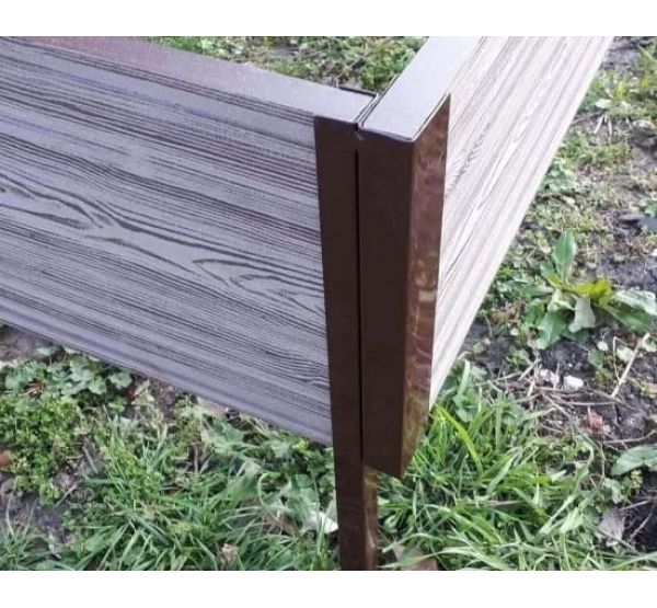 Уголок металлический 90°, для доски 300х30 из ДПК от производителя Holzhof по цене 550 р Уголок металлический 90°, для доски 300х30 из ДПК от производителя Holzhof по цене 550 р