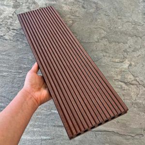 Террасная доска ДПК PRO 2 (усиленная) 150х24 Каштан от производителя Latitudo по цене 748 р Террасная доска ДПК PRO 2 (усиленная) 150х24 Каштан от производителя Latitudo по цене 748 р