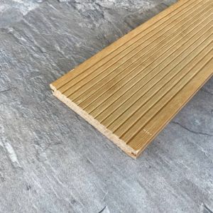 Террасная доска ДПК Solid Полнотелая 150х21 Орех от производителя Latitudo по цене 880 р Террасная доска ДПК Solid Полнотелая 150х21 Орех от производителя Latitudo по цене 880 р