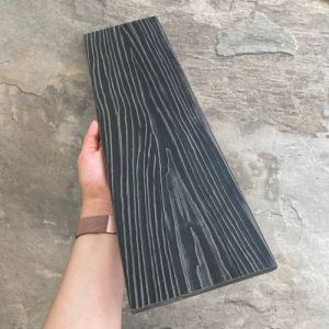 Заборная доска ДПК Estetic ( полнотелая) Графит от производителя Latitudo по цене 565 р Заборная доска ДПК Estetic ( полнотелая) Графит от производителя Latitudo по цене 565 р